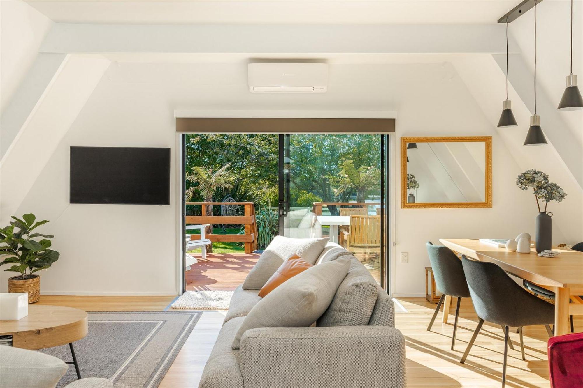Waterfront Living Redefined Villa Westport Buitenkant foto