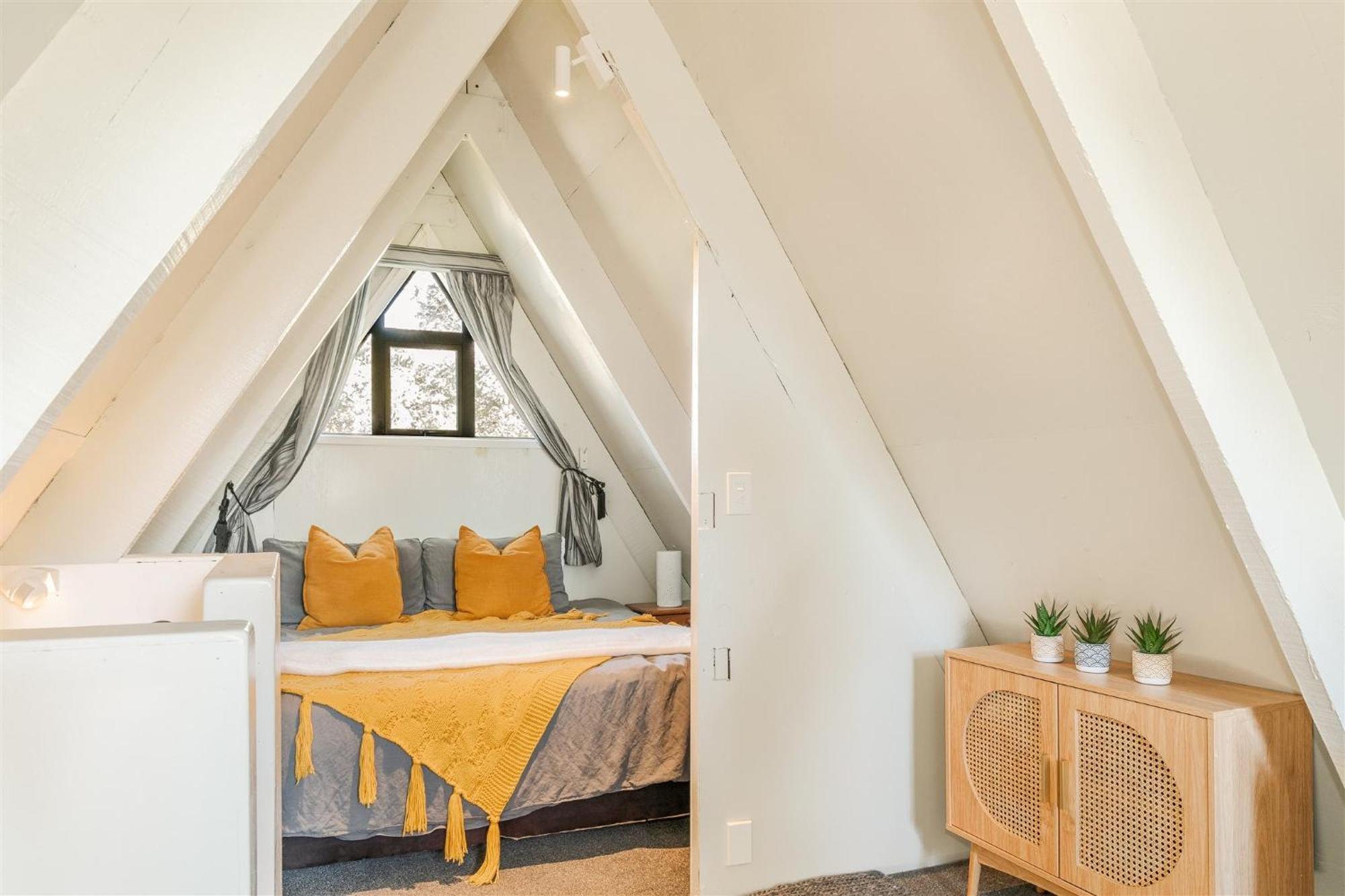 Waterfront Living Redefined Villa Westport Buitenkant foto